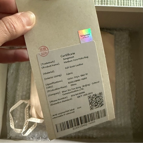 Songmont Medium Yore Hobo in Pebbled Onyx 🖤 Offers Encouraged 🤓 - Picture 4 of 15